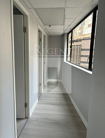 8 LYNDHURSTTERRACE (擺花街8號)